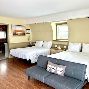 The Montauk Soundview